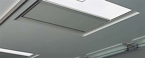 Speziell für den horizontalen Einsatz zum Beispiel an Dachfenstern wurde der Typ VENTOSOL-LUNERO VD5400 entwickelt