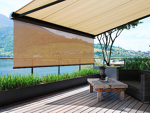 KLAIBER System zum Einhängen der Markise an Wand, Decke oder Dachsparren ermöglicht eine einfache, zeitsparende Montage